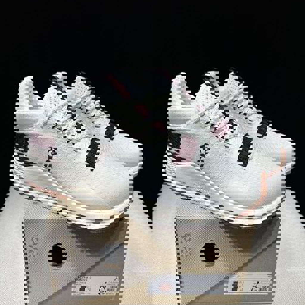 Кроссовки ON CloudTec