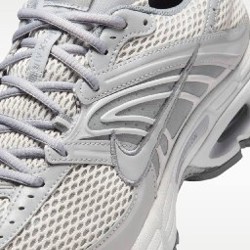 Кроссовки Nike Air Max Moto 2K - фото 3