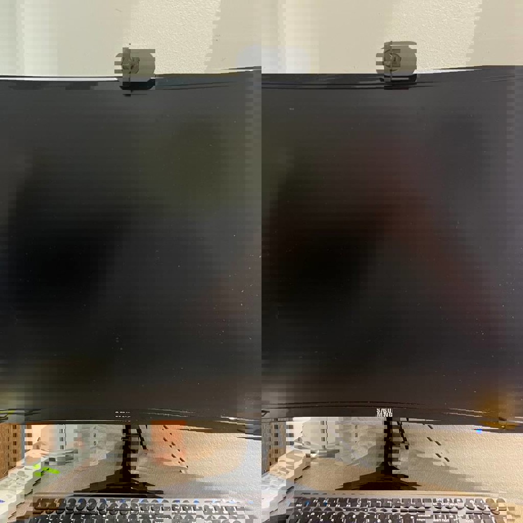 Монитор Samsung 27’ CF396