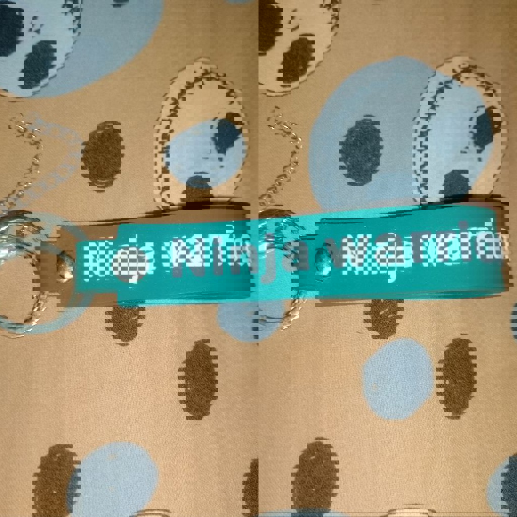 Брелок по аниме 'Клинок рассекающий демонов'