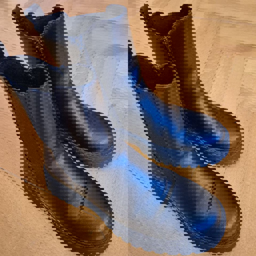 Женские кожаные демисезонные ботинки