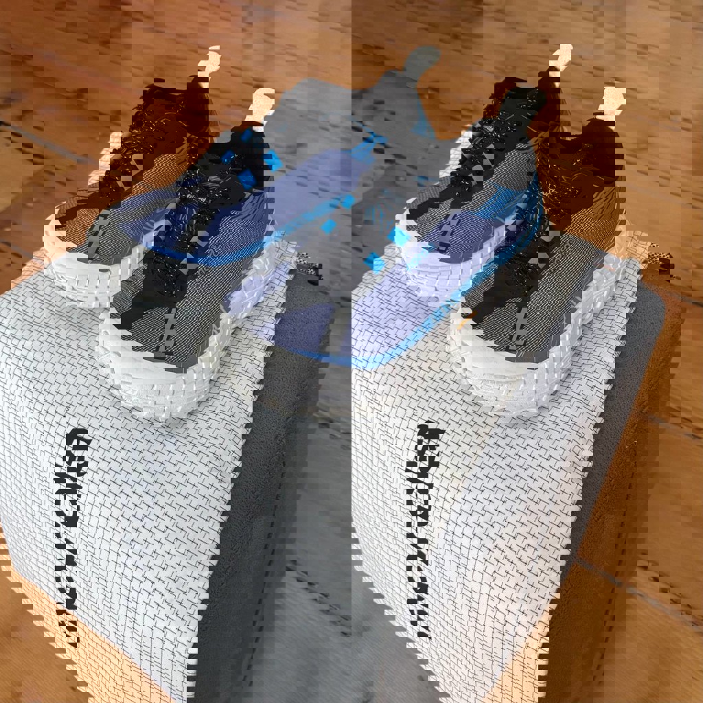 Трейловые кроссовки Norda