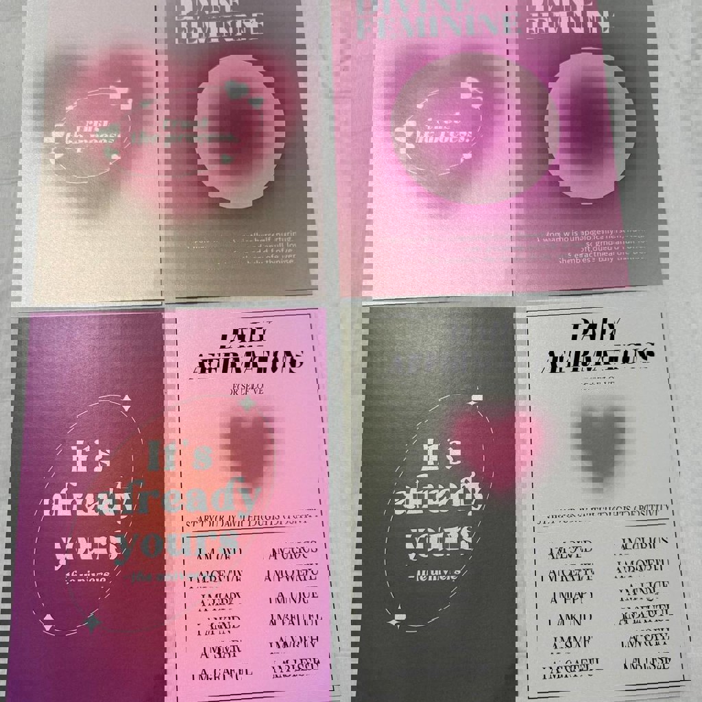 Набор картонных плакатов