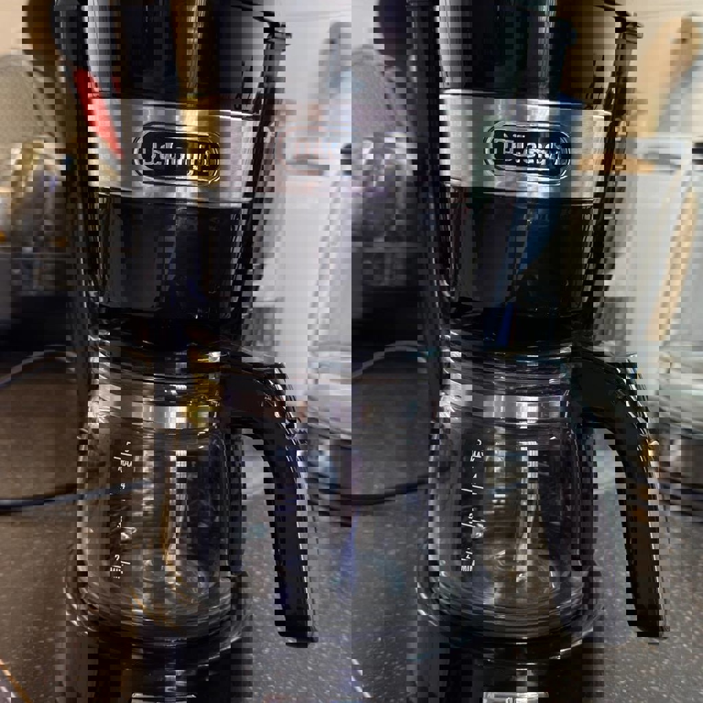 Кофеварка капельная DeLonghi icm14011