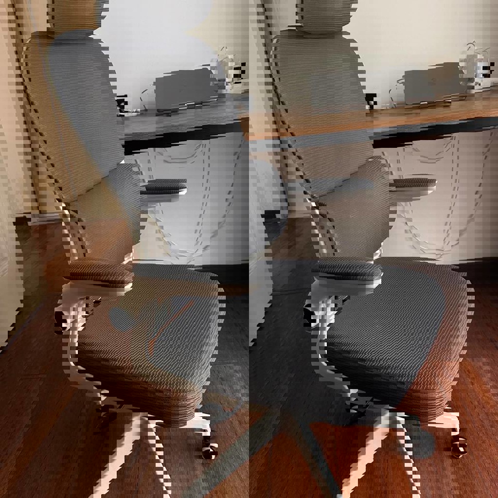 Рабочий стул