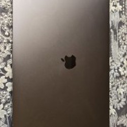 MacBook Pro 15' (2018) A1990 - фото 2