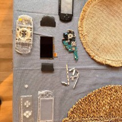 Коробка от PS Vita Slim - фото 4