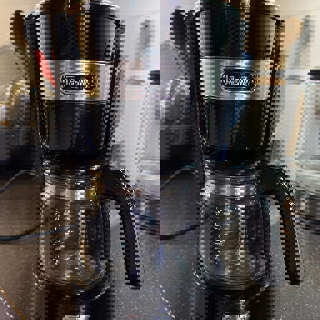 Кофеварка DeLonghi icm14011