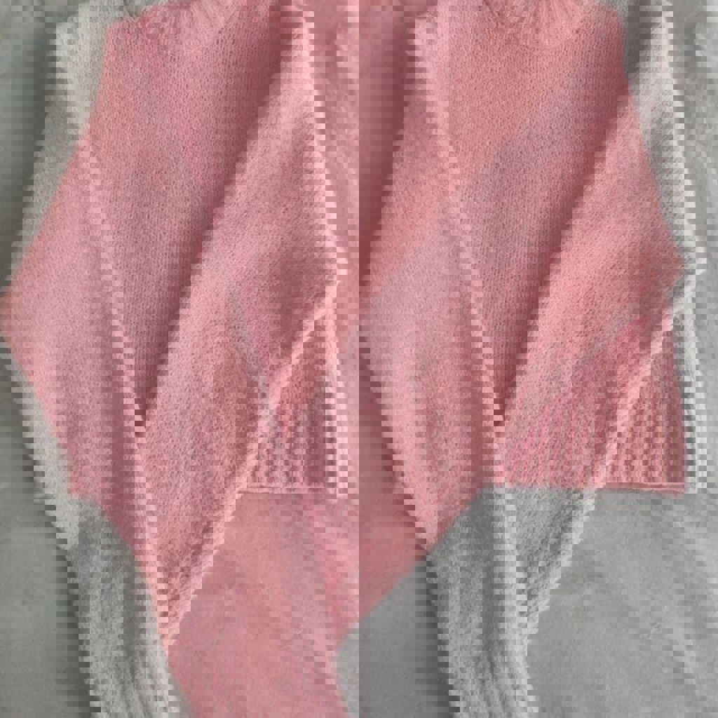 Куртка ярко-розовая на молнии