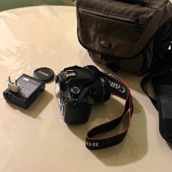 Камера Canon EOS 1100D - фото 2