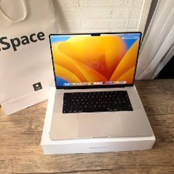 Macbook Pro 16 Inch 2024 - фото 2