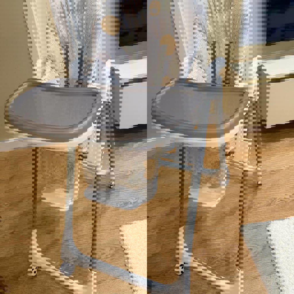 Детский стульчик для кормления