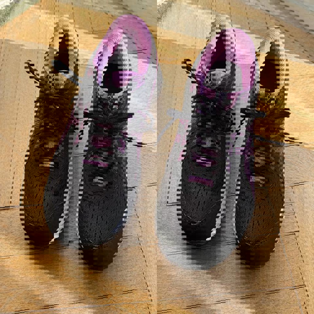 Кроссовки ASICS женские