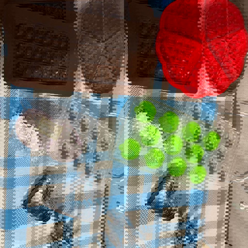 Пластиковая подставка