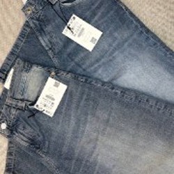 Джинсы BERSHKA с змеиным принтом - фото 3