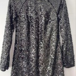 Чёрное платье с пайетками h&m - фото 4