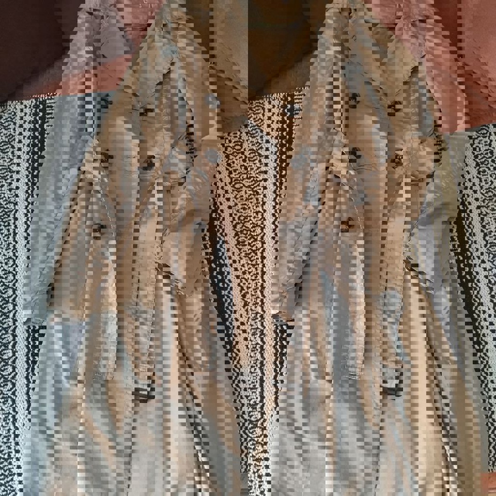 Бежевый трэнч Зара