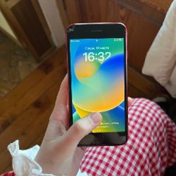 IPhone 8 Product Red - фото 3