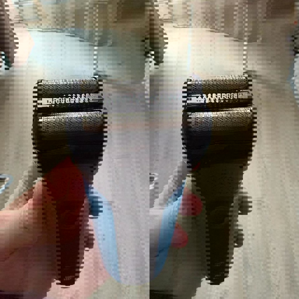 Электробритва Braun