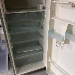 Холодильник на запчасти - фото 2