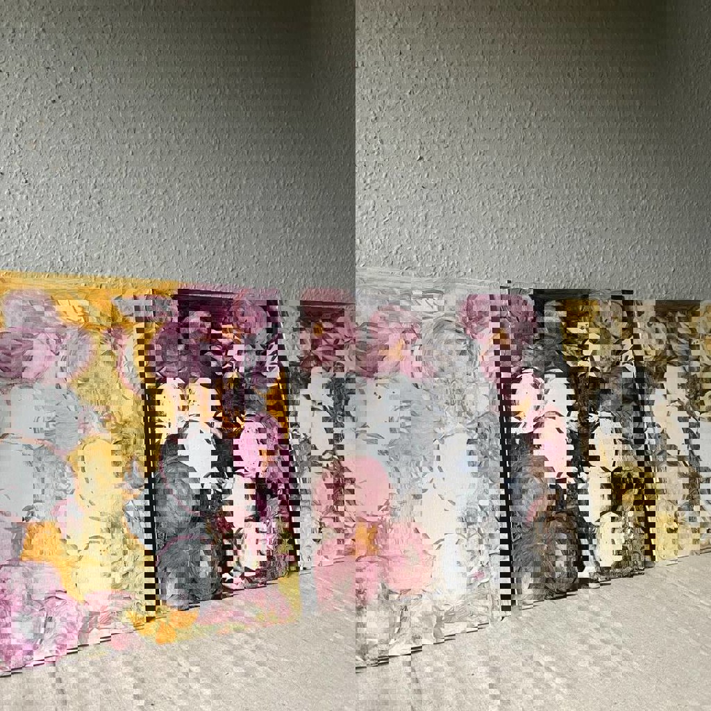 Цветы и гранаты