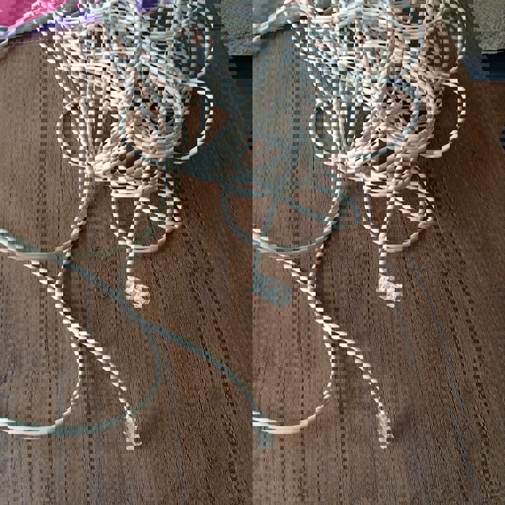 Длинный кабель для интернета