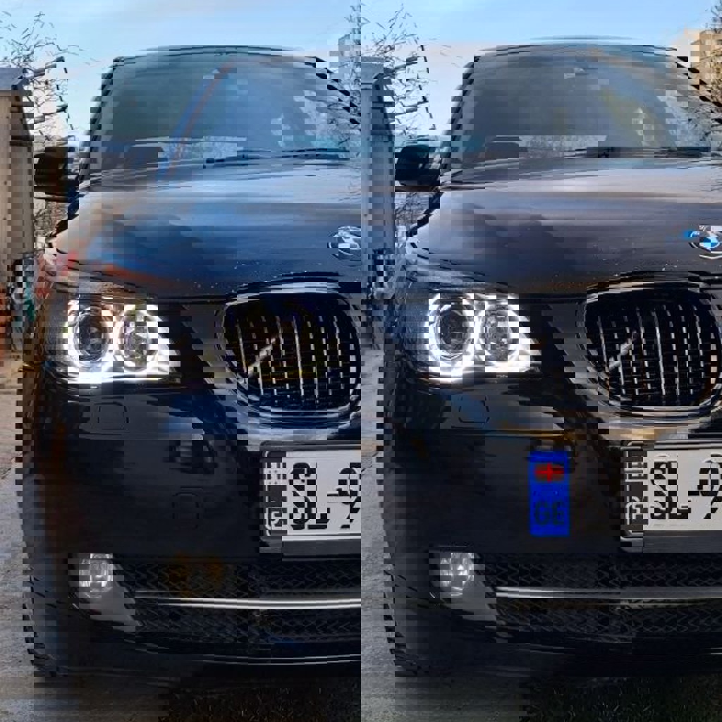 Автомобиль 2007 года