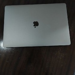 Ноутбук Apple MacBook Pro - фото 2