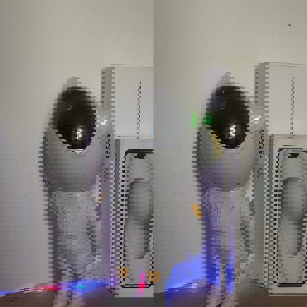 Робот - космос на стену