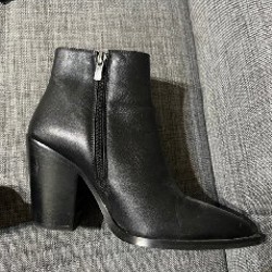 Женская обувь черные с каблуком - фото 4