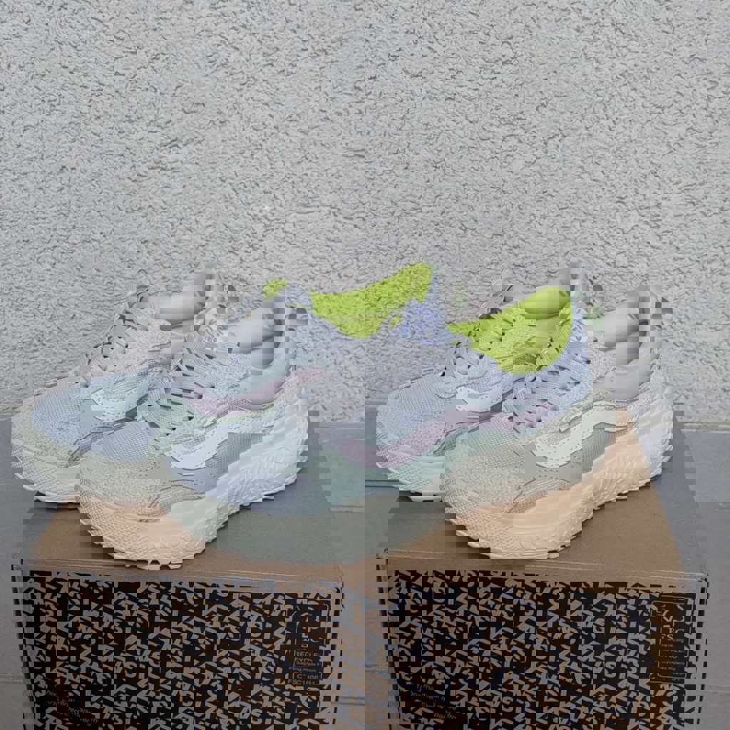 VANS - UltraRange Neo VR3