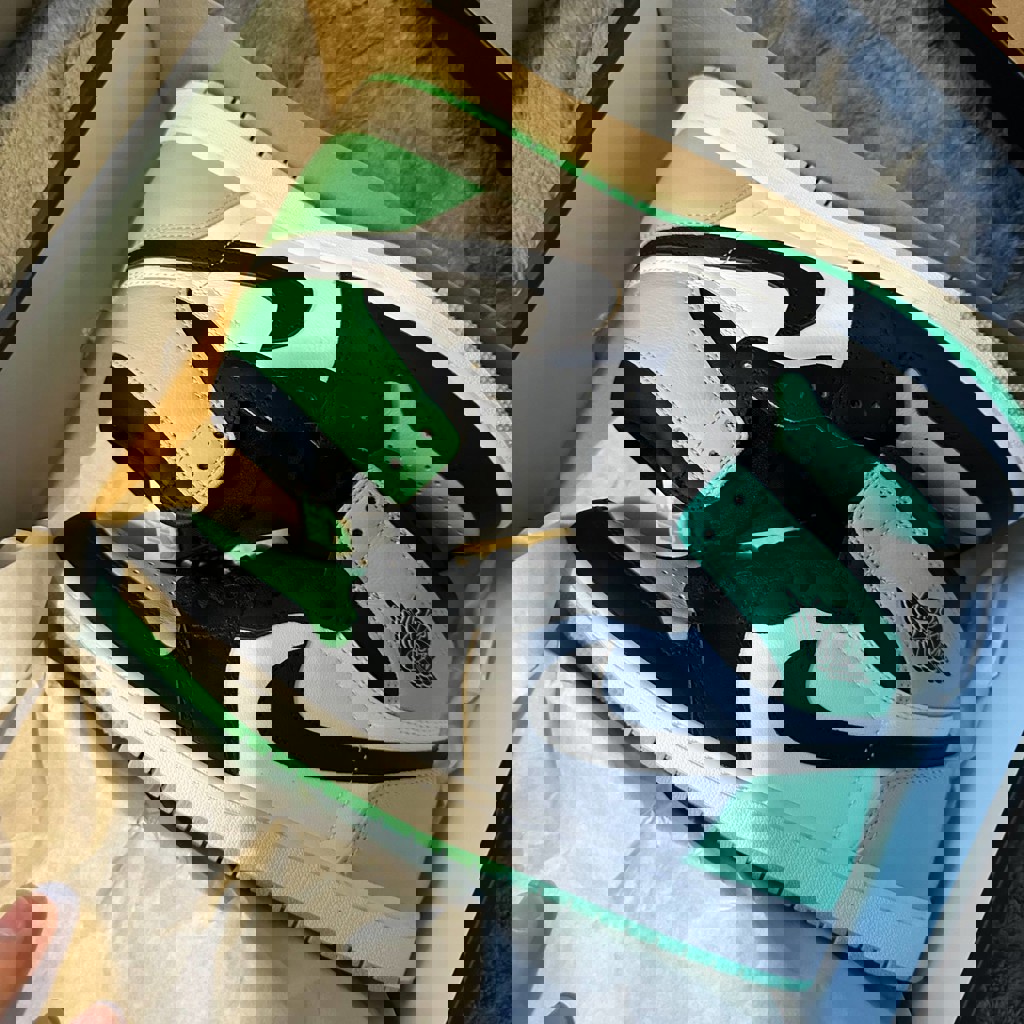 Кроссовки Jordan One