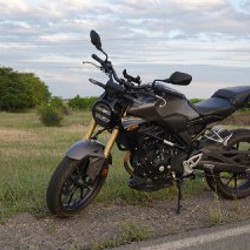 Мотоцикл Honda CB300R - фото 9