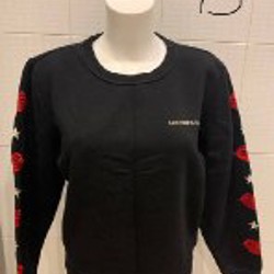 Красная толстовка - фото 7