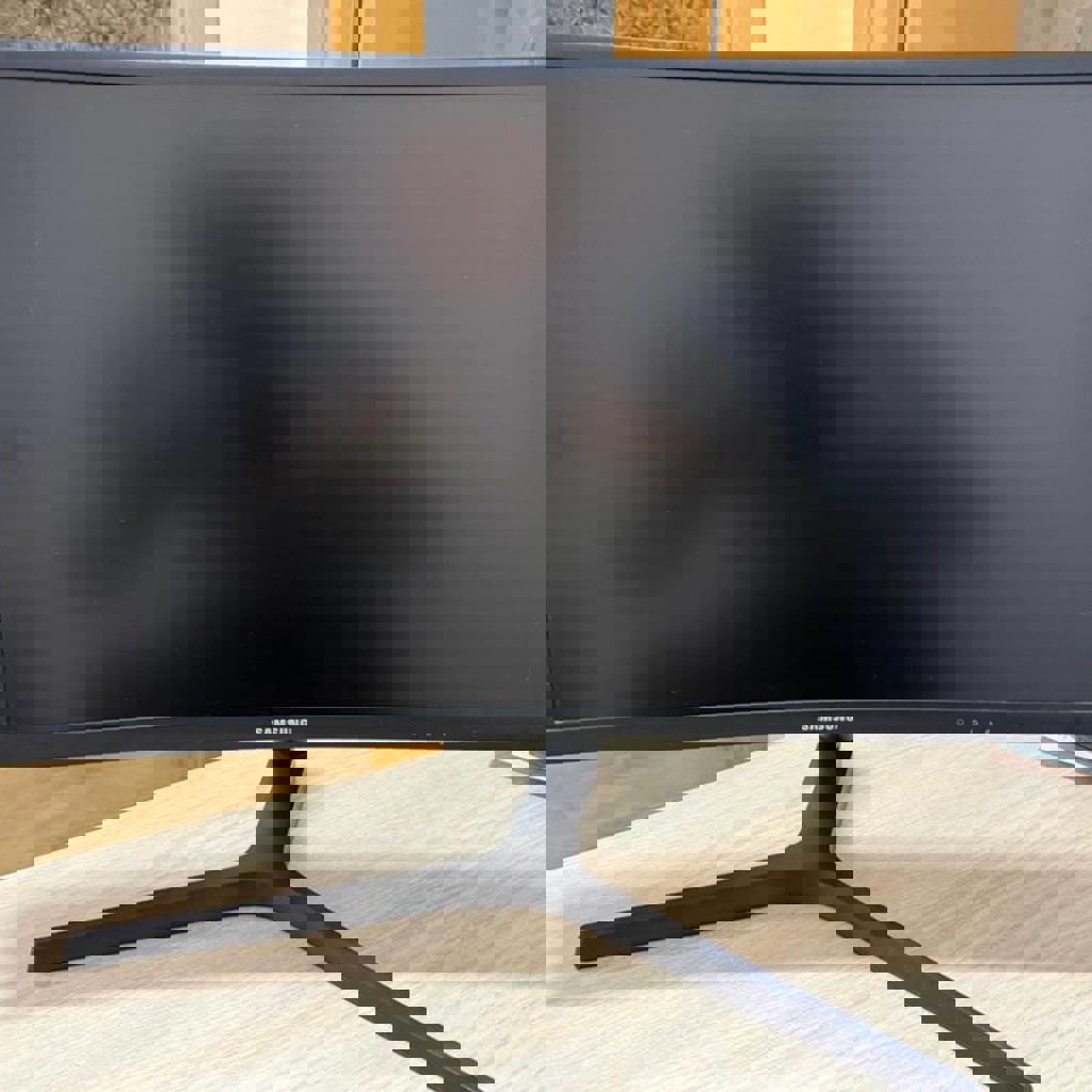 Игровой монитор Samsung