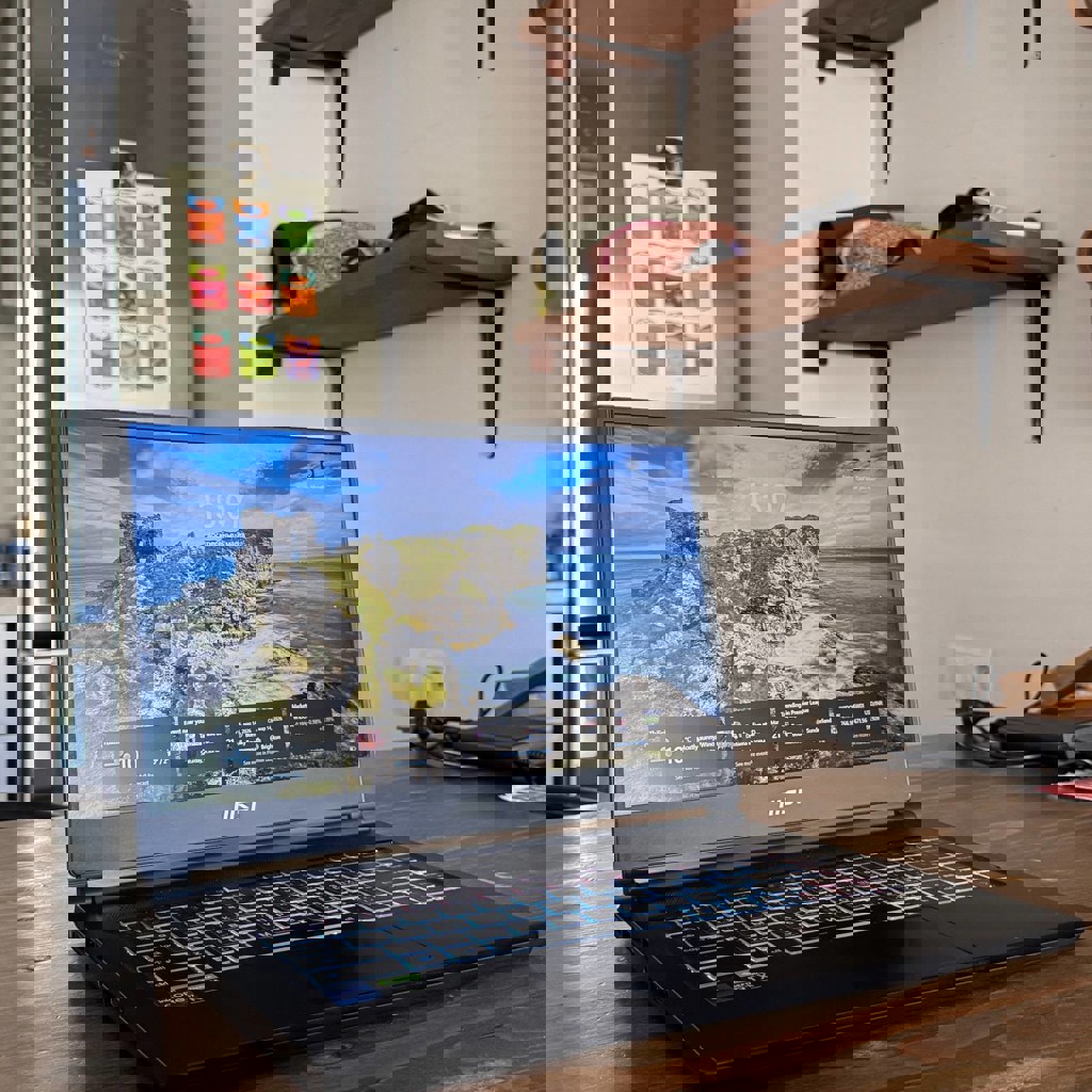 Ноутбук MSI Stealth 15M