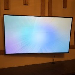 Телевизор Samsung UE50NU7400U - фото 2