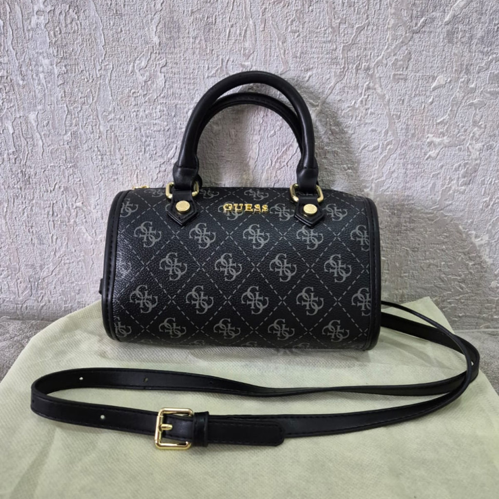 Ручная сумка Guess