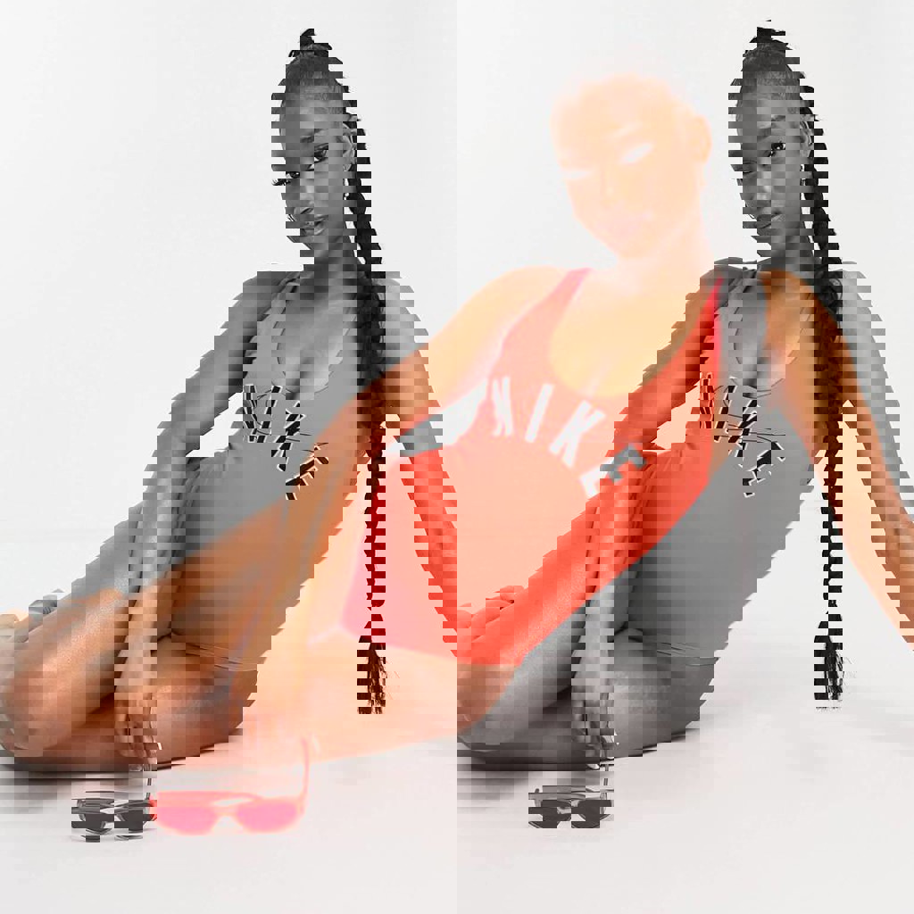 Чёрный купальник Nike