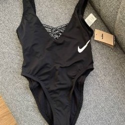 Чёрный купальник Nike - фото 8