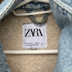 Джинсовка Zara с мехом внутри - фото 2