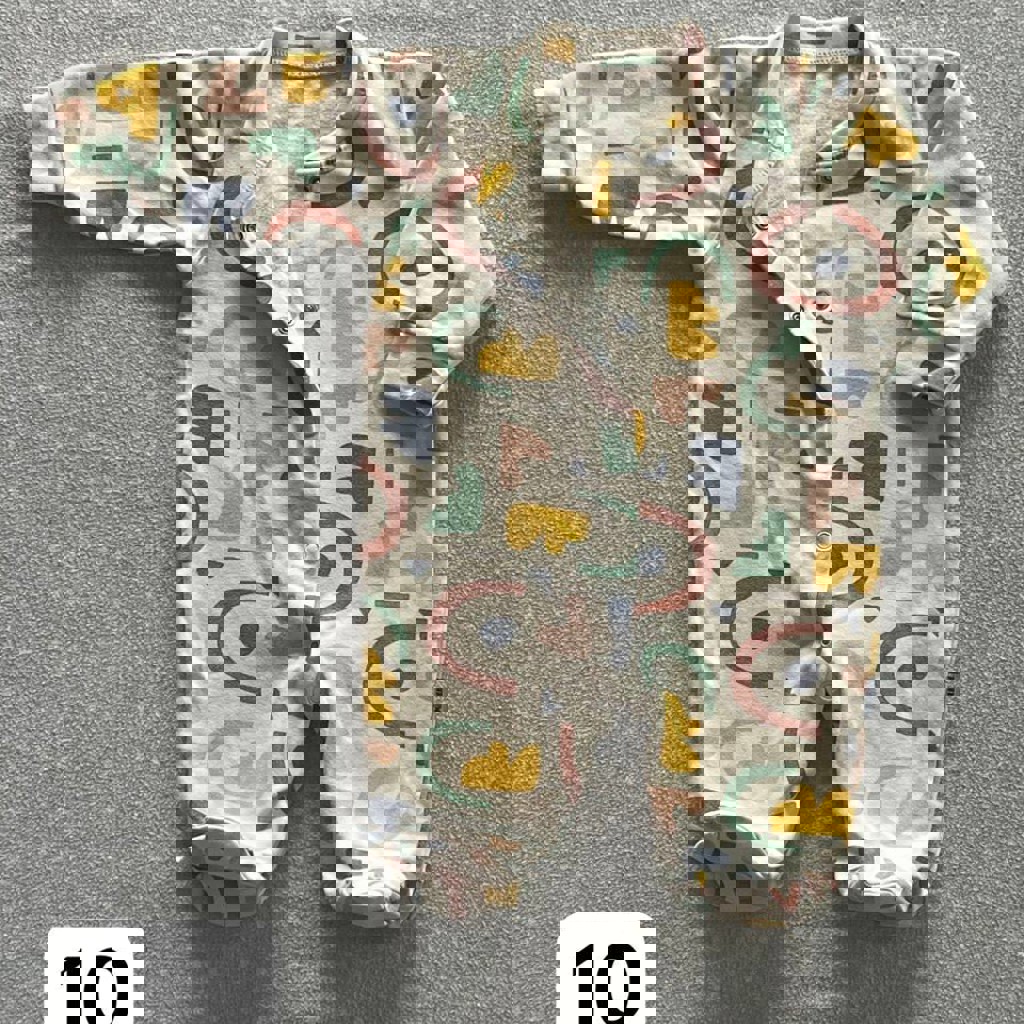 Уютный человечек для новорожденных