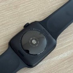 Apple Watch SE (GPS 2ND GENERATION) 44 MM - фото 2
