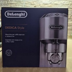 Кофемашина DeLonghi Dedica Style EC685.BK - фото 2