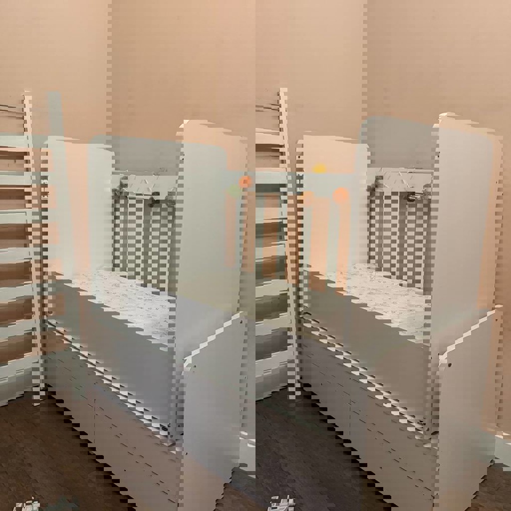 Детская кроватка