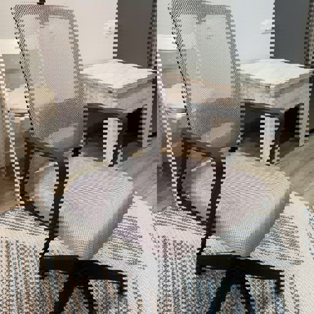 Офисное кресло