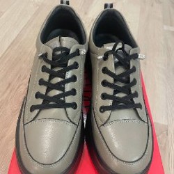 Кроссовки - фото 2