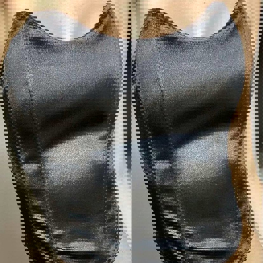 Черный корсет