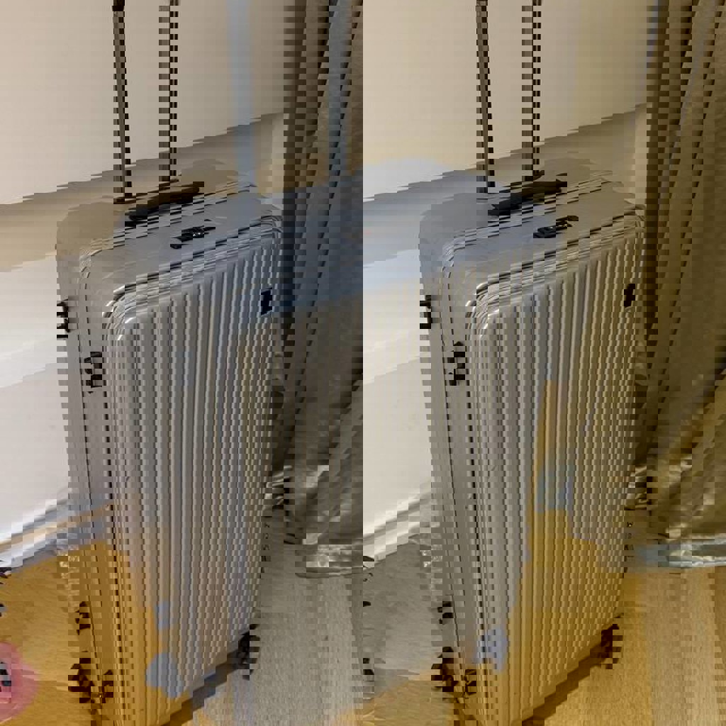 Большой чемодан