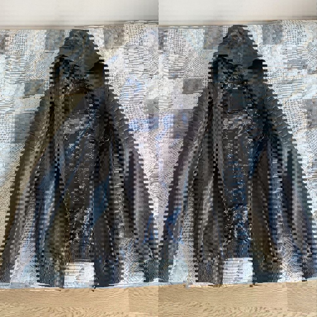 Кожаная куртка